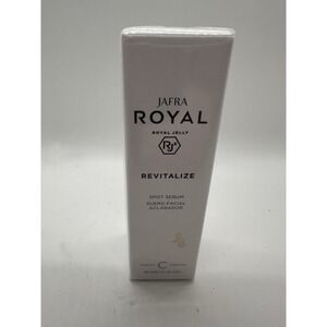 Jafra Royal Jelly Revitalize SPOT SERUM Vitamin C 1 Fl Oz.  New In Box‎ Sealed